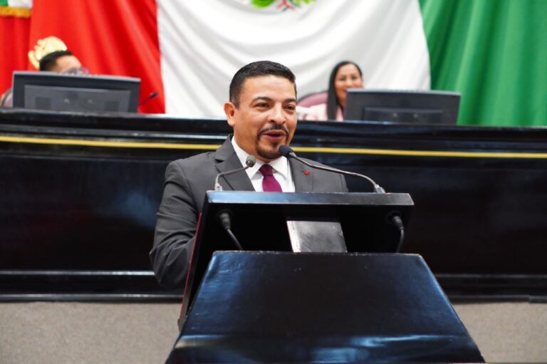 Veracruz construirá un mejor futuro con la participación decisiva de los jóvenes: Gómez Cazarín