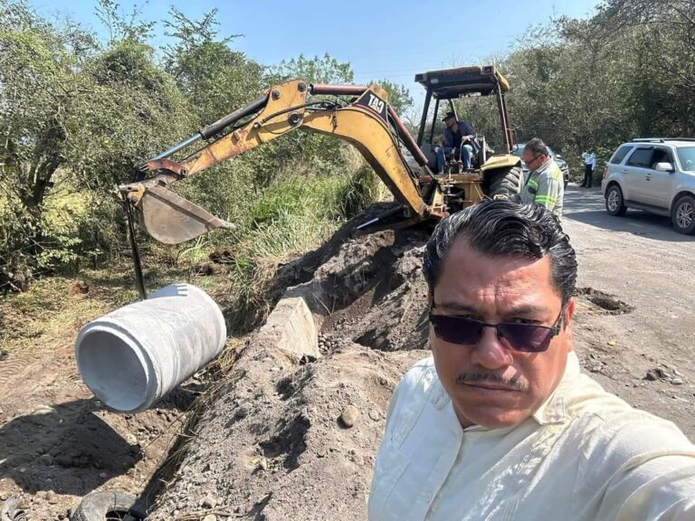 Con respaldo del Gobernador se rehabilitaron, en tiempo récord, dos socavones en la carretera Manlio-Veracruz: Maleno Rosales